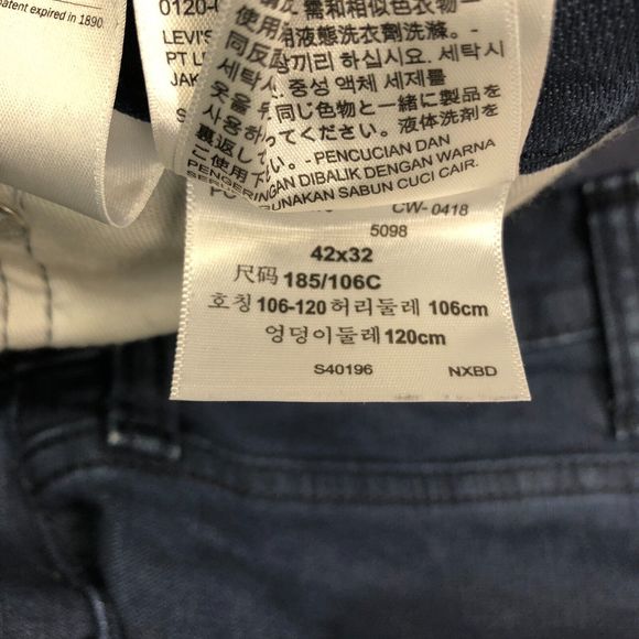 Levi's 541 Men Blue Denim Jeans Size 42X32 Athletic Taper  M096 -3 - Picture 12 of 16